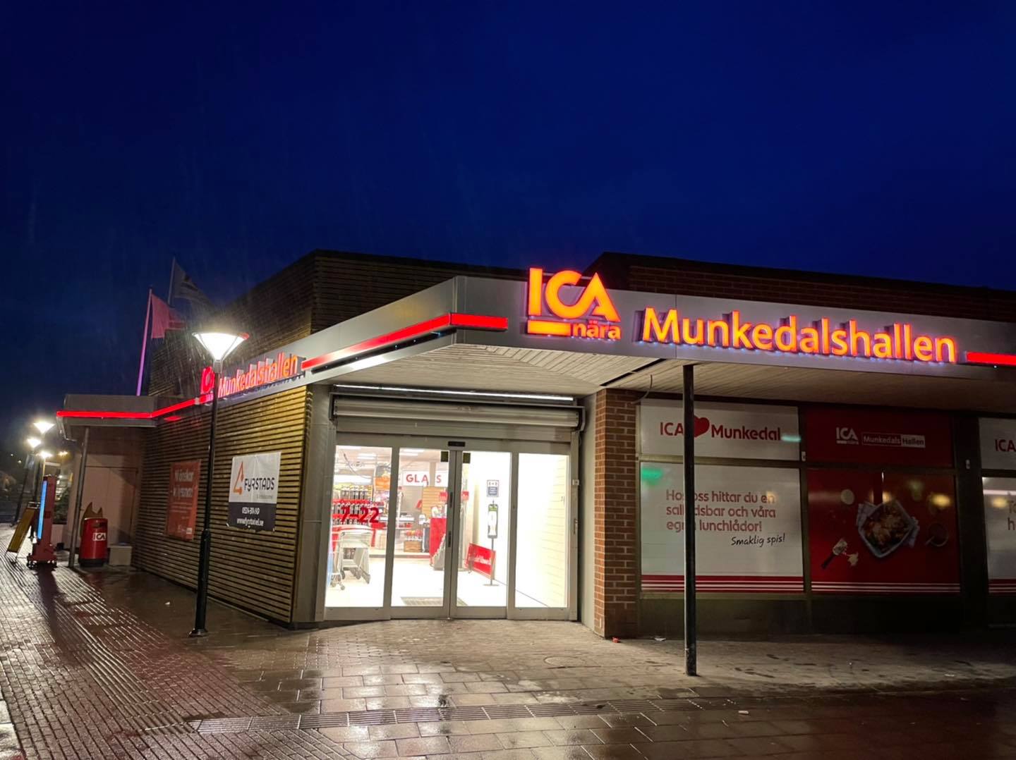 ICA Munkedal aftonbild.jpg